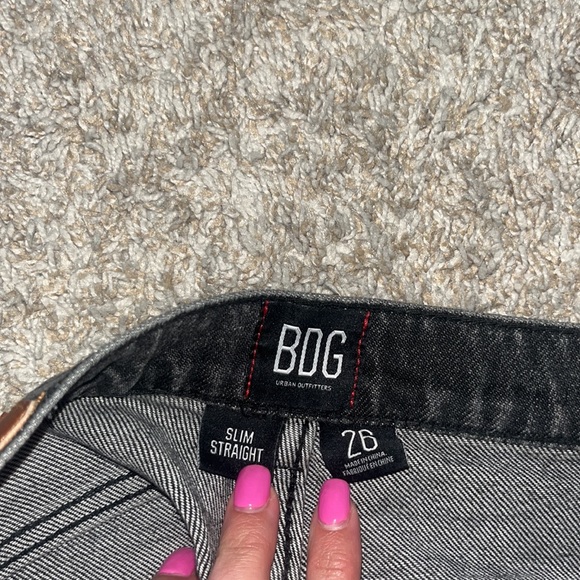 BDG faded black distressed jeans - Picture 4 of 4